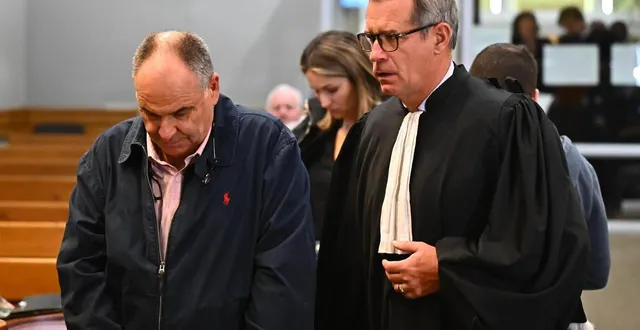 photo  hubert thezé, l’artificier en chef lors du feu d’artifice mortel du 14 juillet 2022 à cholet, et me nicolas de la taste, son avocat.  &copy;  franck dubray / ouest france 