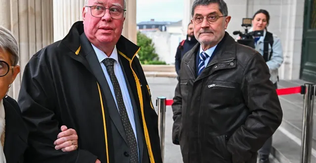 photo  jean-michel jeanneteau, vice-président de cholet évènements, et jean-françois murzeau, représentant, en tant que président, de l’association.  &copy;  franck dubray / ouest france 