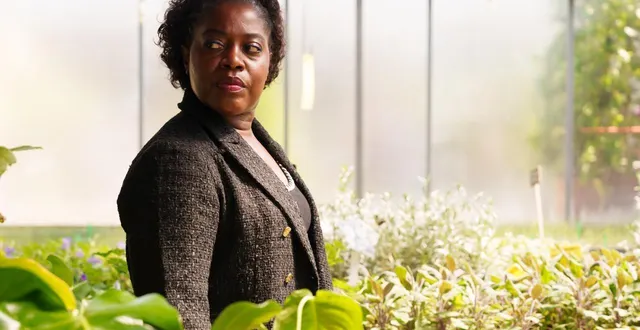 photo  claudia tagbo reprend son rôle pour un nouvel épisode de « rip ».  &copy;  © olivier seignette / alef one / 