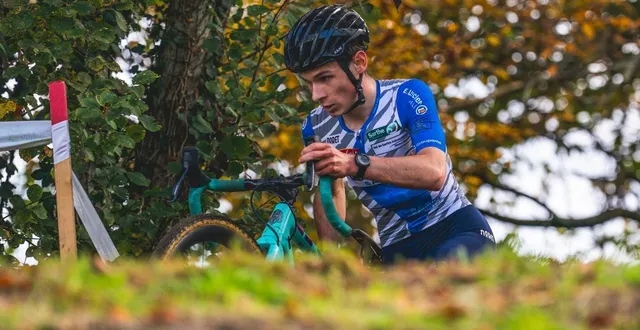 photo  sous ses nouvelles couleurs saboliennes, thomas courcier réalise un début de saison probant.  &copy;  arnaud despelchain 