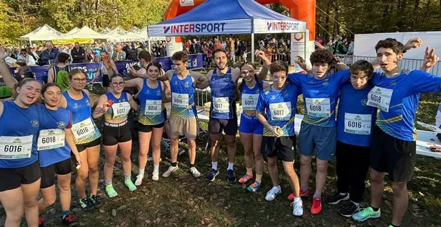 photo  une bonne participation et de bons résultats au cross du courrier de l’ouest.  &copy;  asec 