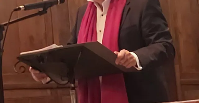 photo  john francis a chanté pour le secours catholique.  &copy;  le maine libre 