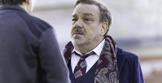 photo  didier bourdon reprend son rôle de vincent daron sur tf1.  &copy;  â© philippe leroux - jlaproductio 