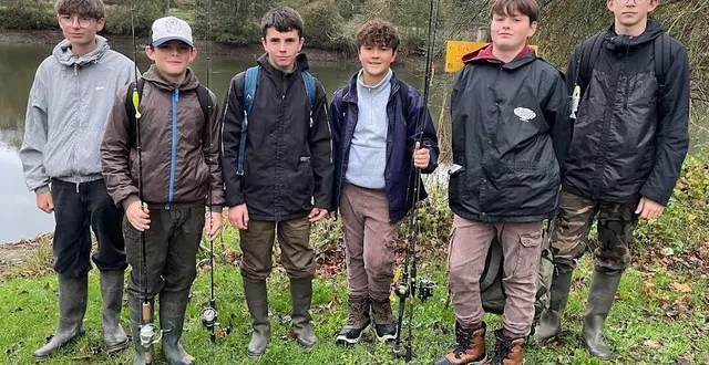 photo  de gauche à droite, les jeunes engagés : alix moyer, johan froger, timéo froger, lucas moisy, antoine moisy et arman chartrain.   &copy;  le maine libre 