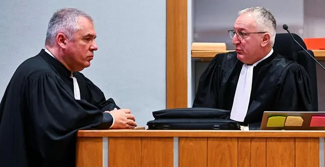 photo  me olivier rolland, avocat du maire de cholet, gilles bourdouleix, et éric bouillard, procureur de la république d’angers. photo datant de février 2025 avant le renvoi du procès à cette semaine du 17 au 21 novembre.  &copy;  franck dubray / ouest france 