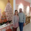 photo  marion froger et karim ouarraki, au cœur de leur nouvel écrin et devantla collection de noël. 