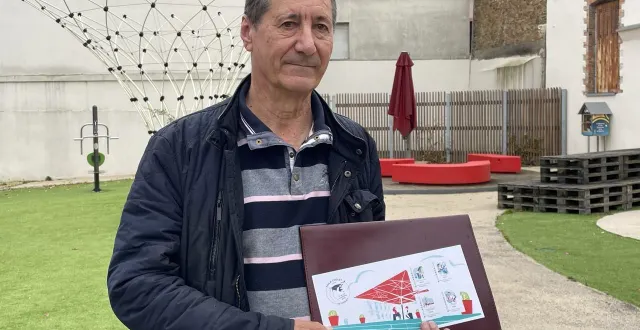 photo  quatre timbres tirés d’affiches réalisées par la ville de cholet et représentant le carnaval, la maison des tisserands, le parc oriental de maulévrier et le musée du textile et de la mode seront en vente lors de ce week-end spécial philatélie, de ce vendredi 21 à dimanche 23 novembre 2025.  &copy;  ouest-france 