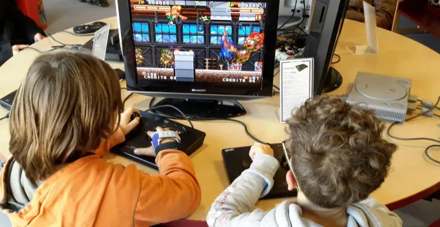 photo  140 enfants et adultes étaient présents au retrogaming à la médiathèque.  &copy;  ouest-france 