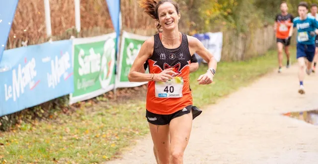 photo  la sarthoise séverine hamel, lors de sa victoire sur le 10 km du maine libre, en 2023.  &copy;  dominique breugnot photographer 