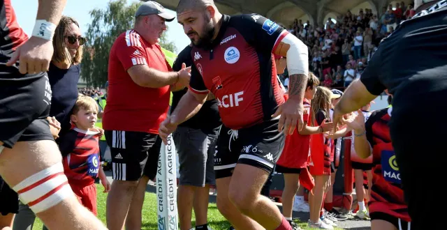 photo  très apprécié du public du stade espinassou, florian bougerol donne tout à chaque rencontre.  &copy;  co - marie delage 