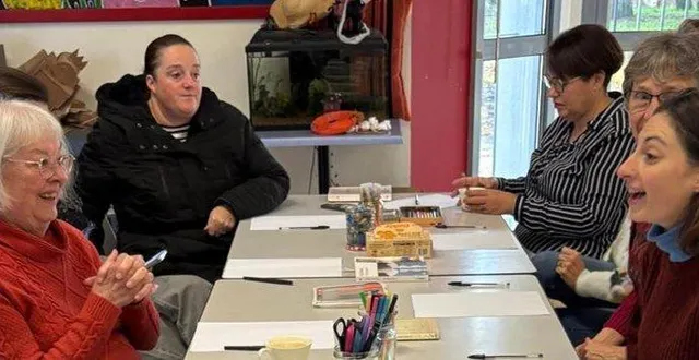 photo  les émotions sont souvent au rendez-vous dans ces instants partagés entre femmes.  &copy;  ouest-france 