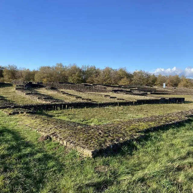photo le théâtre du site archéologique de cherré a révélé de nouveaux secrets.  ©  ouest-france