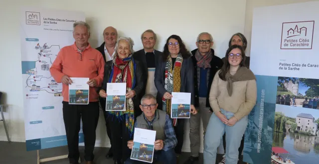 photo  les acteurs des petites cités de caractère ont mis tout en œuvre pour offrir un joyeux noël aux familles.  &copy;  ouest-france 