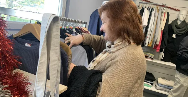 photo  la boutique blaise & compagnie a attiré ses premiers curieux dès l’ouverture, jeudi 20 novembre.  &copy;  ouest-france 