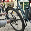 photo  convertir son vélo musculaire à l’électrique, ce n’est pas simple en sarthe. 