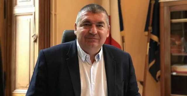 photo  olivier petitjean, est maire de bagnoles-de-l’orne-normandie (orne) depuis 2016.  &copy;  ouest-france 