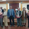 photo dimanche, à la salle jean-féron, les élus ont mis à l’honneur lors du banquet des aînés quatre doyens et doyennes venus des neuf communes déléguées que compte la nouvelle commune : maurice gaultier, 96 ans, thérèse brière, 92 ans, roland petit, 93 ans et renée guyet, 93 ans.