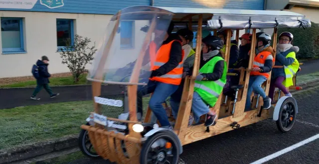 photo  un vélobus est à l’essai pour le ramassage scolaire.  &copy;  ouest-france 