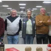 photo  samedi, la société de boule de fort de l’amicale organisait la finale de son concours « un homme, une femme ». 58 équipes étaient engagées. marinette et philippe lelièvre n’ont laissé aucune chance à brigitte chrétien et joël poirier, en s’imposant 12 à 1. pascale lecomte et son partenaire françois guimard et le couple odile et noël couvreur complètent le podium. en l’absence du président, jean-luc mouteau, la vice-présidente claudine berterault a remercié joueurs et organisateurs avant de rappeler les prochains concours et, notamment, le challenge de l’authion pour lequel les inscriptions sont lancées. 
