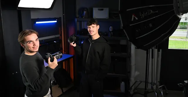 photo  angers, jeudi 20 novembre 2025. clément thomas et mattéo robert, dans les bureaux de leur entreprise studio 17.  &copy;  co – josselin clair 