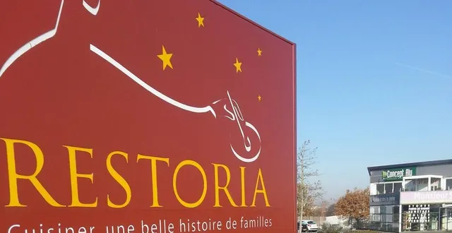 photo  l’entreprise restoria existe depuis plus de 50 ans. elle fournit les cantines des écoles et les lycées.  &copy;  archives ouest-france 