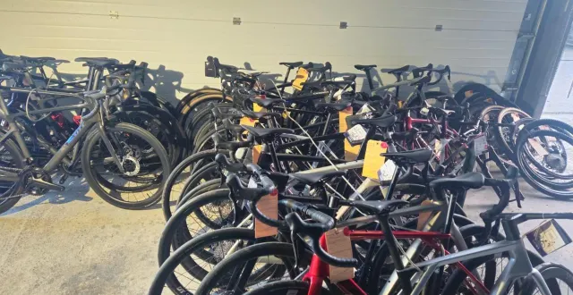 photo  lors de l’interpellation de la deuxième équipe de voleurs, les gendarmes ont retrouvé une cinquantaine de vélos. tous ont été restitués à leur propriétaire.  &copy;  dr 