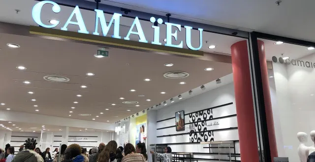 photo  juste avant la fermeture, des clientes avaient afflué dans la boutique camaïeu de la galerie atlantis à saint-herblain.  &copy;  ouest france. archives 