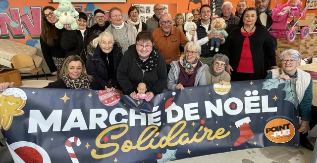 photo  les bénévoles des seize associations organisatrices se sont réunies, lundi 24 novembre 2025 aux restos du cœur, pour préparer la 17e édition du marché de noël solidaire d’alençon.  &copy;  ouest-france 