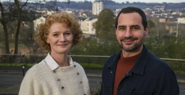 photo  elen debost et maël brillant formeront le binôme à la tête de la liste présentée par la france insoumise aux élections municipales de mars 2026 au mans.  &copy;  le maine libre - denis lambert 