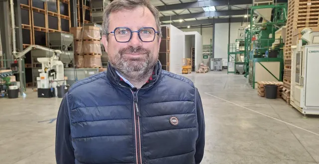 photo  jacques blécon est le gérant du site nunhems à longué-jumelles.  &copy;  courrier de l’ouest 