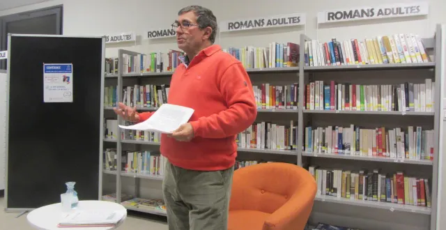 photo  michel derrac a fait un brillant exposé des cinq républiques qui se sont succédé en france avec des fortunes diverses.  &copy;  co 