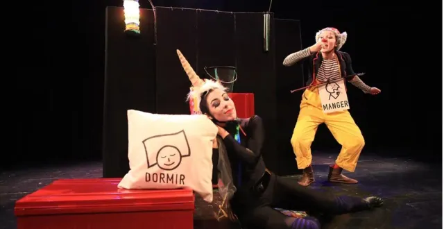 photo  l’une est clown, l’autre est mime, persil et kattioushka présentent un spectacle inclusif pour petits et grands.  &copy;  julien trezeux 