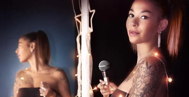 photo  anne boissard aborde l’amour, l’adoption, la psychanalyse, les addictions et la maternité dans son premier spectacle.  &copy;  audrey ako 