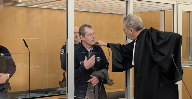 photo  francis dorffer est devant la cour d’assises du calvados à caen, jeudi 27 et vendredi 28 novembre 2025. un procès en appel sur sa 6e prise d’otage, cette fois à la prison de condé-sur-sarthe (orne) en 2019.  &copy;  ouest-france 
