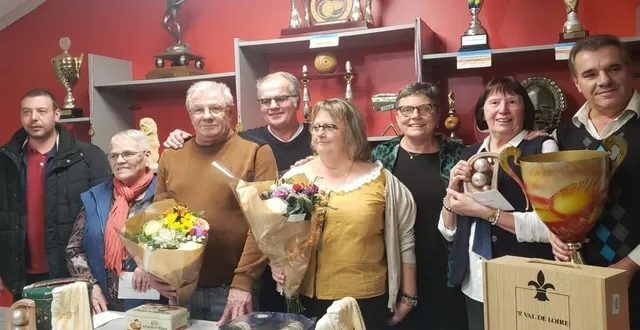 photo  le challenge de la pie a réuni 96 duos composés d’une femme et d’un homme. cette remarquable participation a généré une ambiance formidable pour le plus grand plaisir de la présidente minouche drouin. la finale a été très disputée. le duo onillon-maucourt de la jeanne-d’arc d’angers l’emporte face à ghislaine guillou et jean-jacques baëna sur le score de 12 à 10. huguette alain et franck delépine sont 3es, et évelyne leray, associée à tony fortanier, 4e.  &copy;  co 
