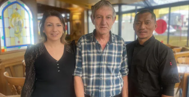 photo  de gauche à droite : sandra soeurn, patrick de wulf, jean-paul soeurn.  &copy;  ouest-france 