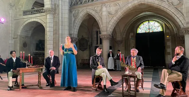 photo  lors de la répétition générale, à l’église de la flèche le 11 novembre. émilie martin est en bleu.  &copy;  le maine libre 