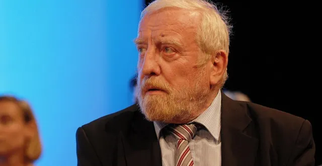 photo  alain jamet, cofondateur du front national, à une réunion publique le 2 juin 2007 à paris, dans le cadre des élections législatives.  &copy;  miguel medina / afp 