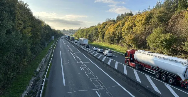 photo  les travaux pour la mise à 2x2 voies de deux tronçons de la rn12, dans le perche, seront financés à hauteur de 10,8 millions d’euros par le département de l’orne.  &copy;  archives ouest-france 
