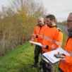 photo « quand la loire monte à 4,7 mètres, nous avons 14,7 km à surveiller tous les jours. » bruno vitrai, michel taillandier et jacky jean sont veilleurs de digue pour le secteur de saint-georges-sur-loire.