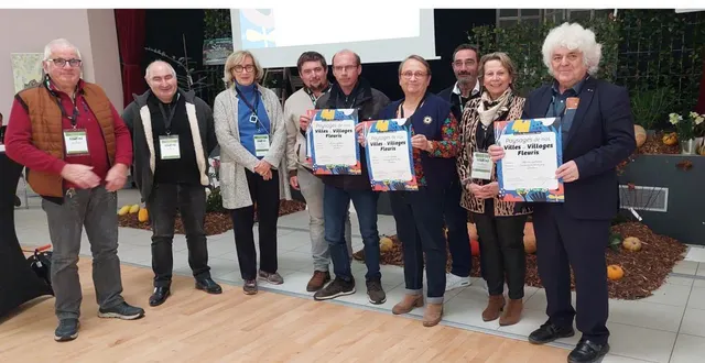 photo  la remise des prix paysages des villes et villages fleuris s’est déroulée mardi dernier à lombron.  &copy;  mairie de lombron 