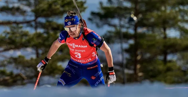photo  julia simon ne sera pas plus lourdement sanctionnée par la fédération internationale de biathlon après la sentence de la fédération française de ski.  &copy;  dppi via afp 