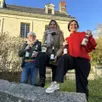 photo épaulée par ses filles, laurence boulay organise un déstockage de vins de jasnières accumulés par son mari, michel, pharmacien et vigneron dans la sarthe.