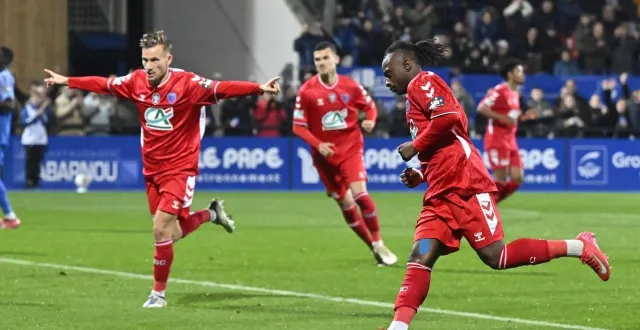 photo  l’us concarneau a battu le stade briochin vendredi au 8e tour de la coupe de france.  &copy;  thierry creux / ouest-france 