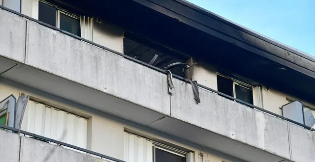 photo  l’incendie s’était déclaré au dernier étage de la résidence ronsard à niort.  &copy;  co - marie delage 