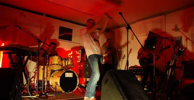 photo  tamago shanpu a revisité les grands classiques rock durant cette journée portes ouvertes au silo.  &copy;   photo : le silo - cédric charbonnier 