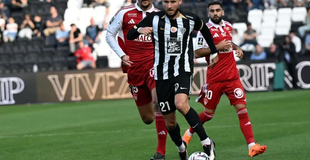 photo  jordan lefort au stade raymond-kopa face à brest.  &copy;  jérôme fouquet/ouest-france 