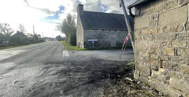 photo  l’accident est survenu sur la d11, à hauteur du lieu-dit la lande.  &copy;  ouest-france 