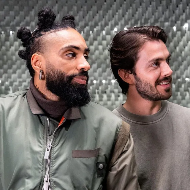 photo fary et panayotis pascot.  ©  homayoun fiamor