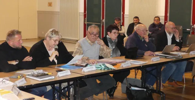 photo  prochain conseil communautaire le 11 décembre à lavaré.  &copy;  le maine libre 